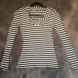 Black & White Stripe Long Sleeve Shirt by Old Navy